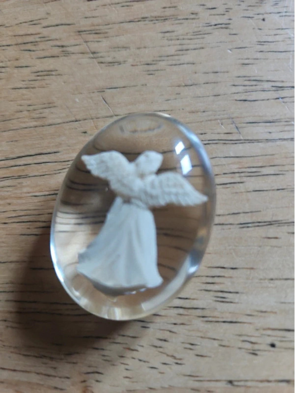 Vintage Angel Figurine Paperweight Clear Lucite Acrylic Oval Religious 1 Inch